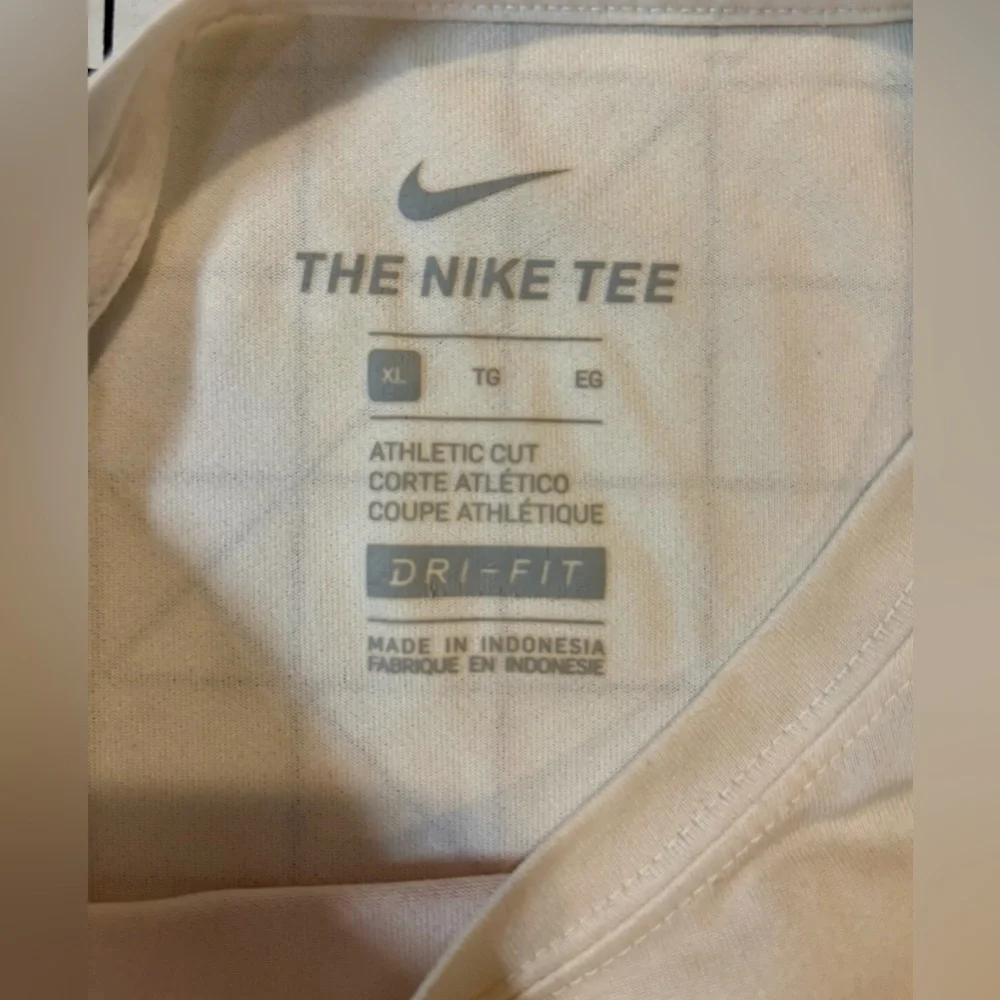 Nike Women’s XL Tennessee Volunteers Orange/White LS Athletic‎ Cut Tee